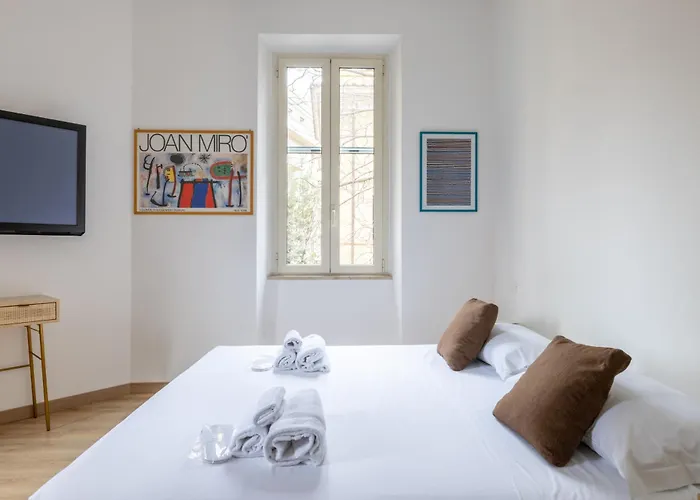 Apartment Domus Epiro By Varental Rom